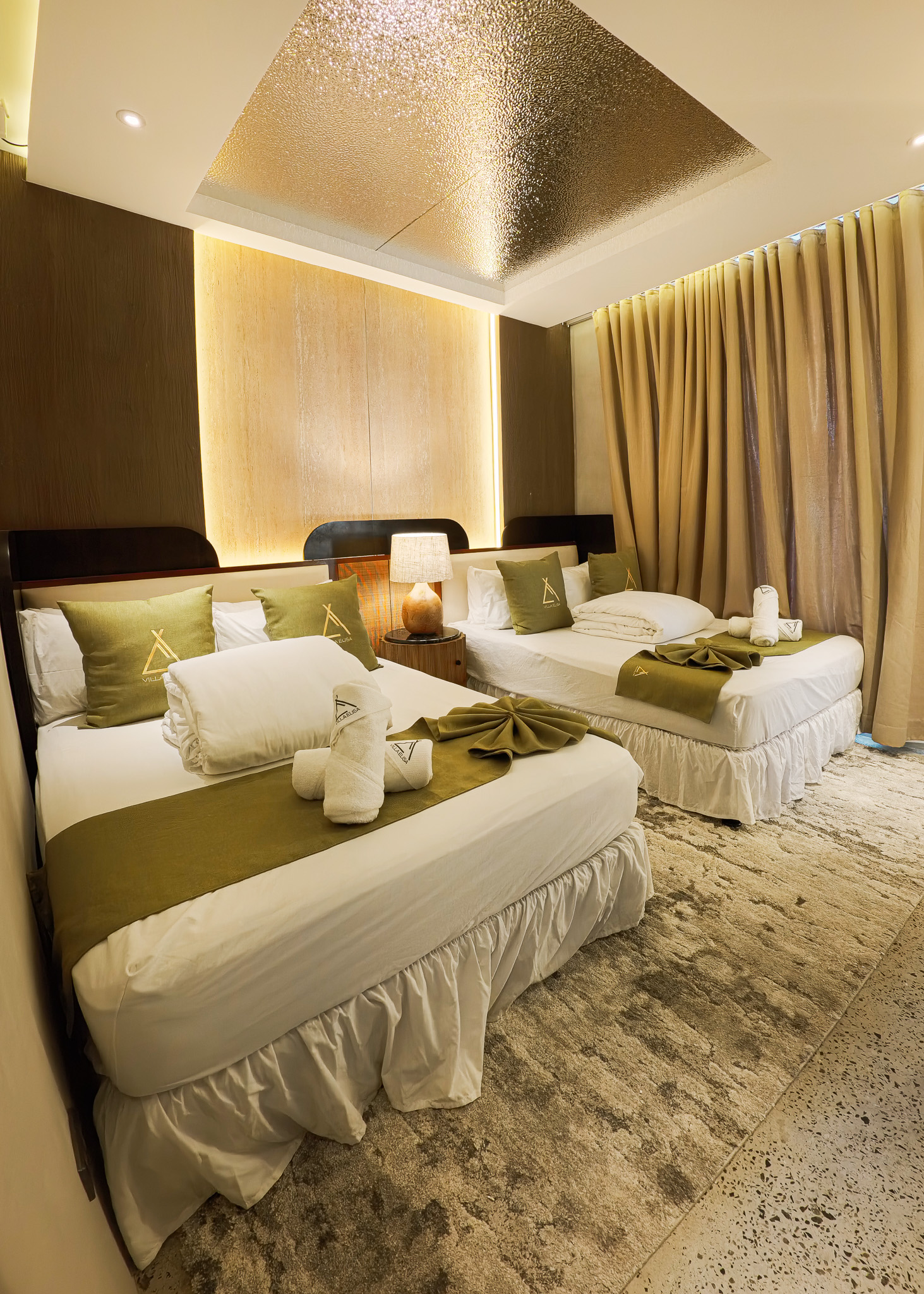 Black Villa Room 4