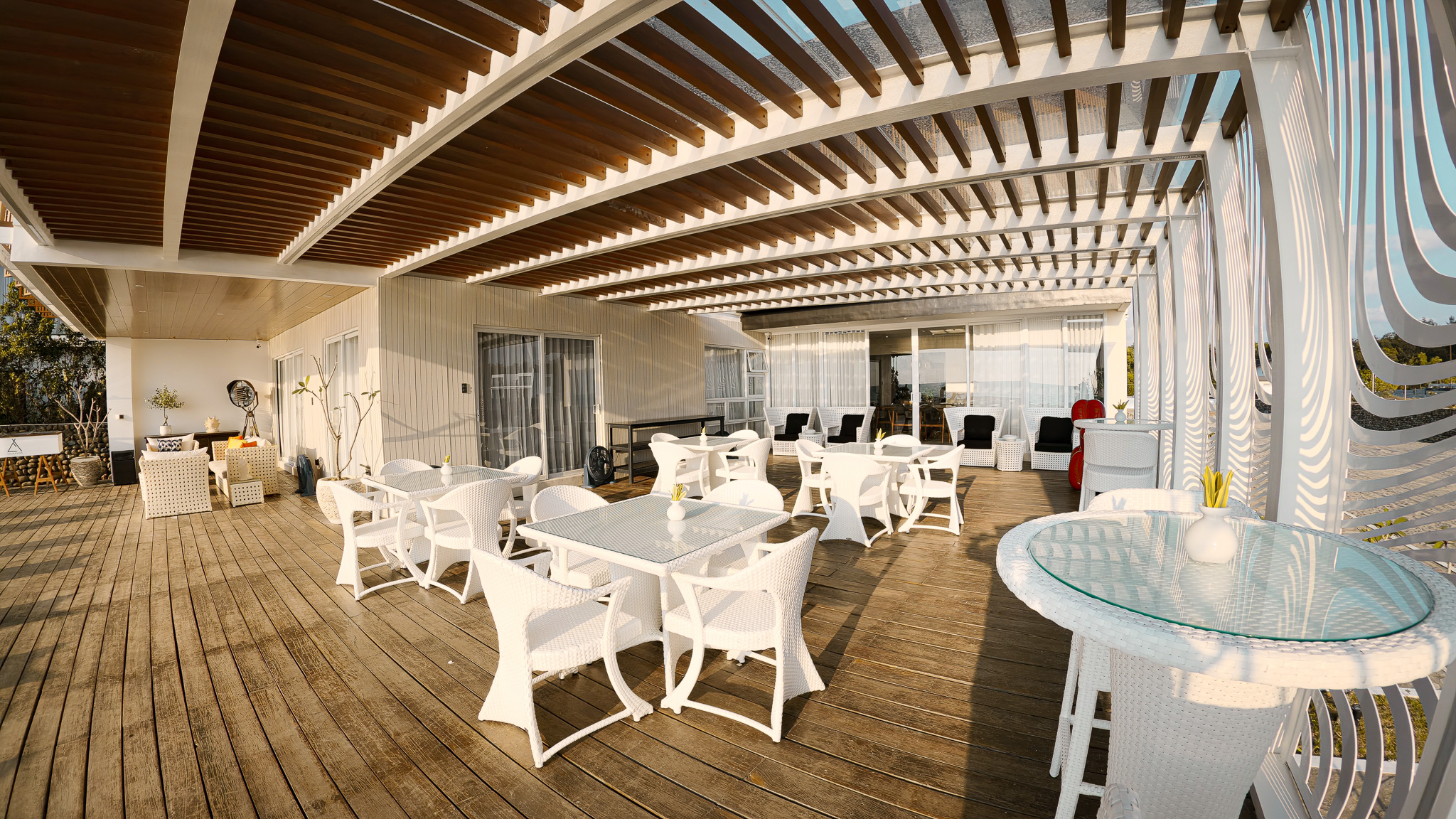 Seaview Villa 4 Shared Spaces